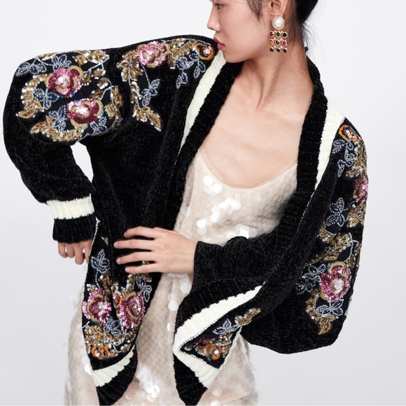 ZARA Knit Floral Appliqué Chunky Open Cardigan - Picture 3 of 14